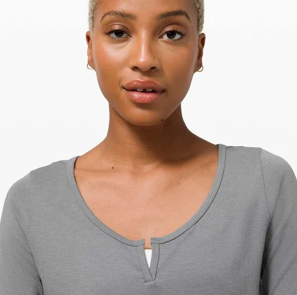 Lululemon • cropped henley long sleeve tee grey heathered asphalt knit athletic - Image 5
