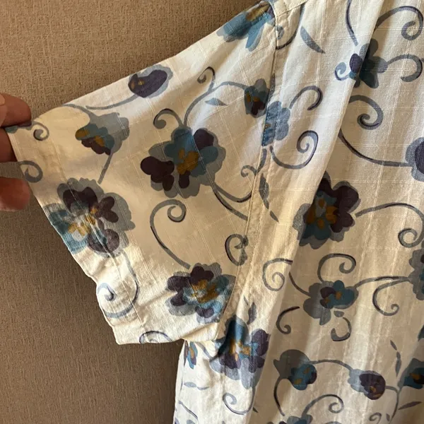 FINAL MARKDOWN HGNY Jeans Floral Linen Blend Top large - Image 5