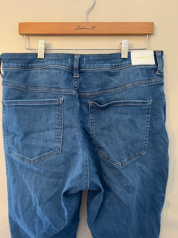 Express Curvy High Rise Skinny Jeans - Image 5