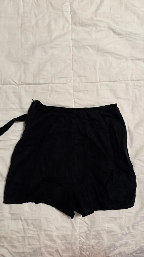 Abercrombie linen skort - Image 3