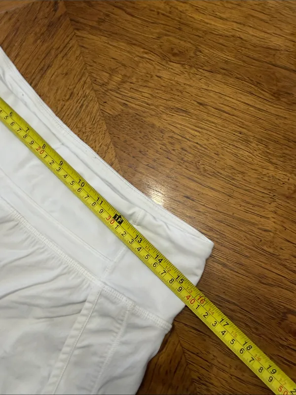 Lululemon Hotty Shorts - Image 3