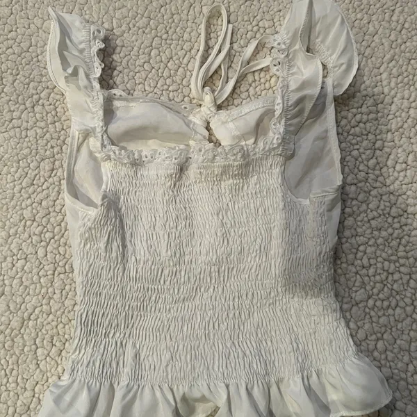 White Shein blouse - Image 4