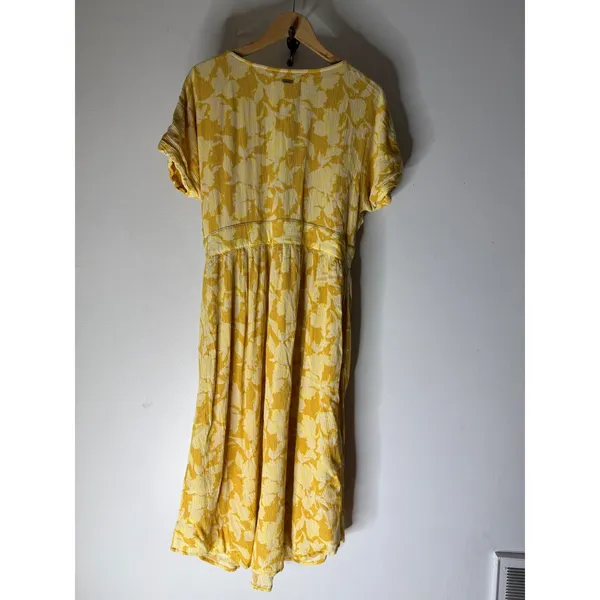 The Normal Brand Womens Yellow Floral Button Front V-Neck Midi Dress Size large - Image 2