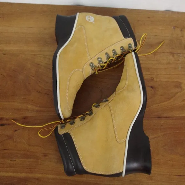 Timberland Ladies' Nubuck Wedge Ankle Boots Size 6.5M - Image 6