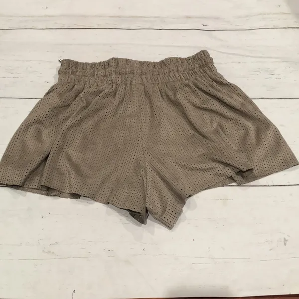Zara tan stretchy waist shorts - Image 2