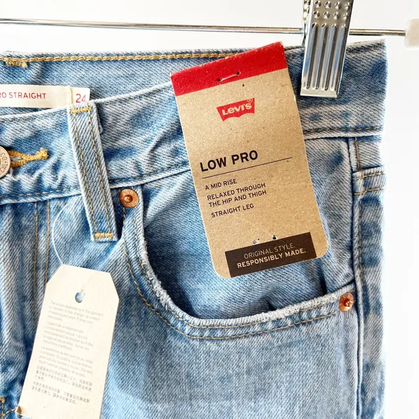 Levi's Low Pro Straight Leg Ripped Knees Released Raw Hem Jeans Blue 24 - Image 5