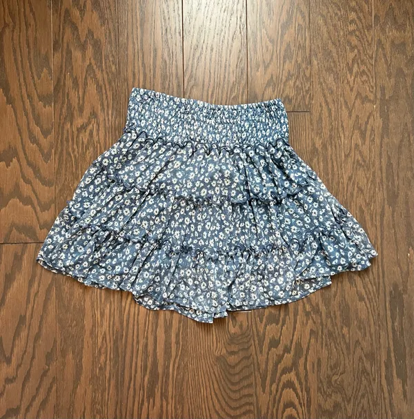 NWOT American Eagle White And Blue Floral Skirt - Image 2