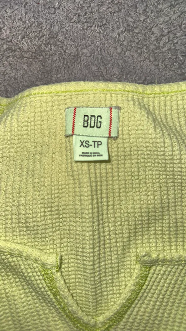 BDG Urban Outfitters Crop Top - Image 3