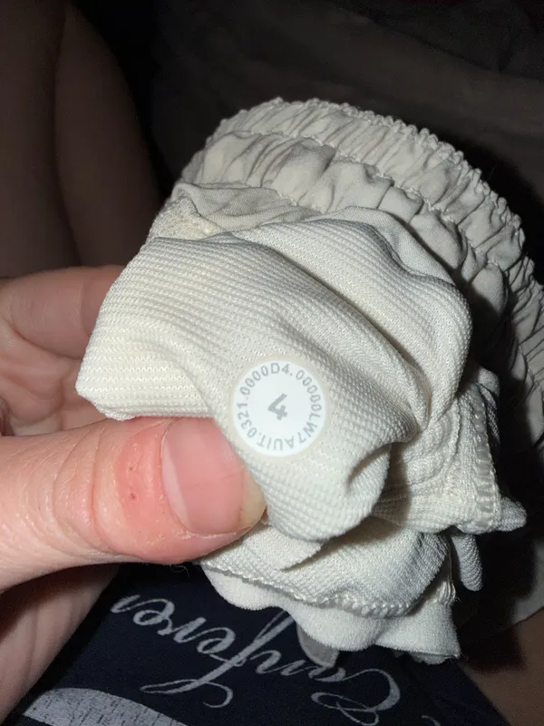 Lululemon Hotty Hot Shorts - Image 3