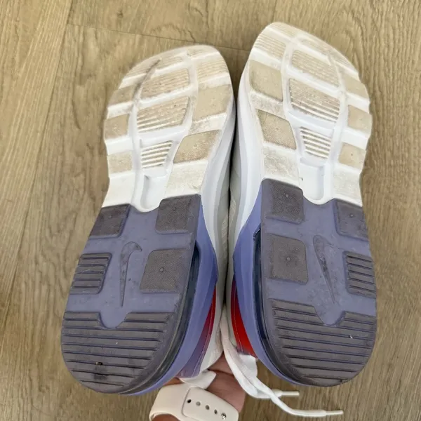 Nike AirMax Motion 2 - Image 4