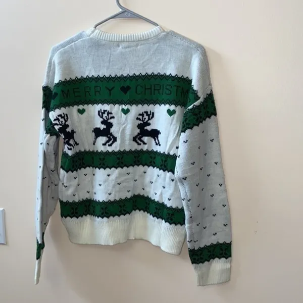 cable stitch christmas sweater size XS - Image 3