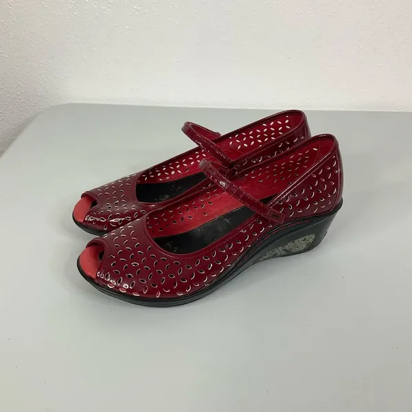 Jambu Pluto Red Mary Jane‎ Shoes Size 7.5 - Image 3
