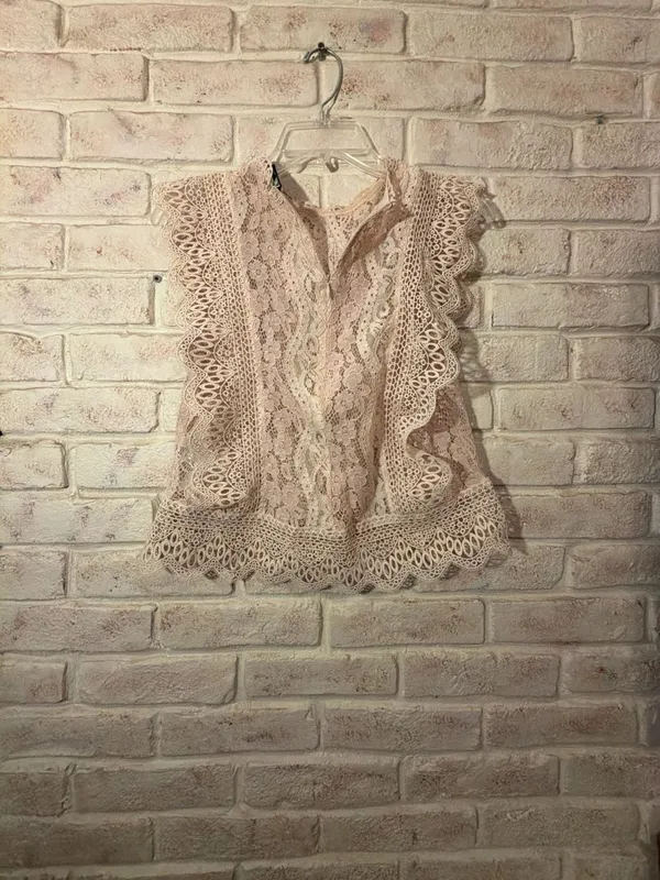 Zara Pink Lace Sleeveless Top with Scalloped Edges Size M - Image 3