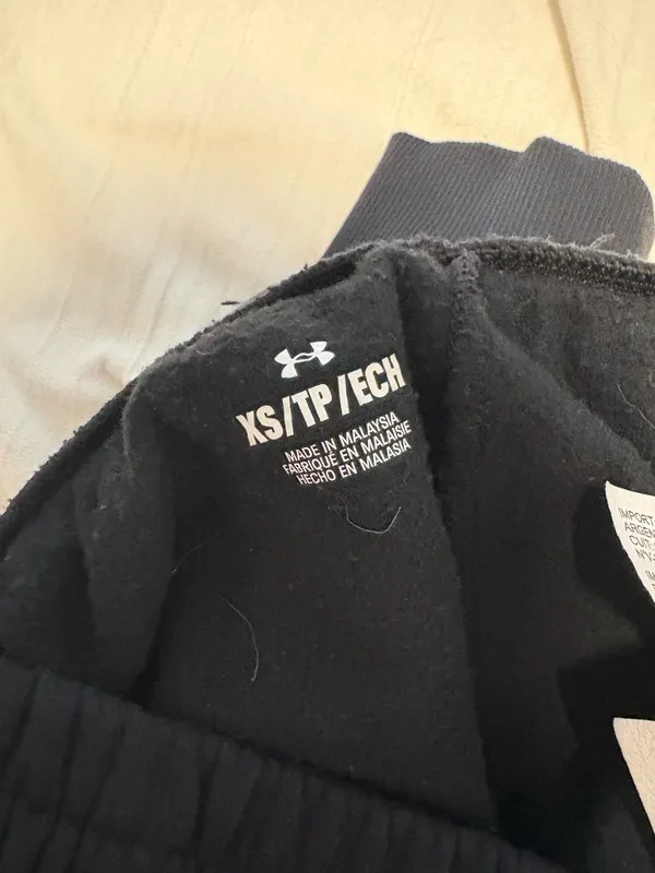 Under Armour Sweatpants - Image 3