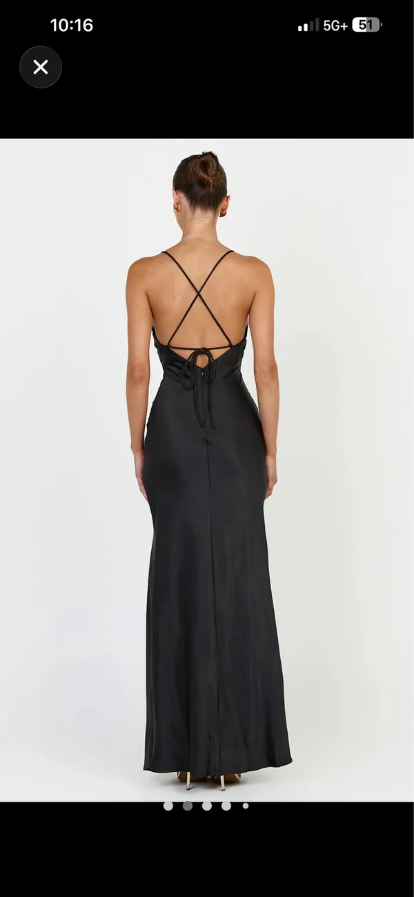 Showpo black dress maxi size 6 - Image 2
