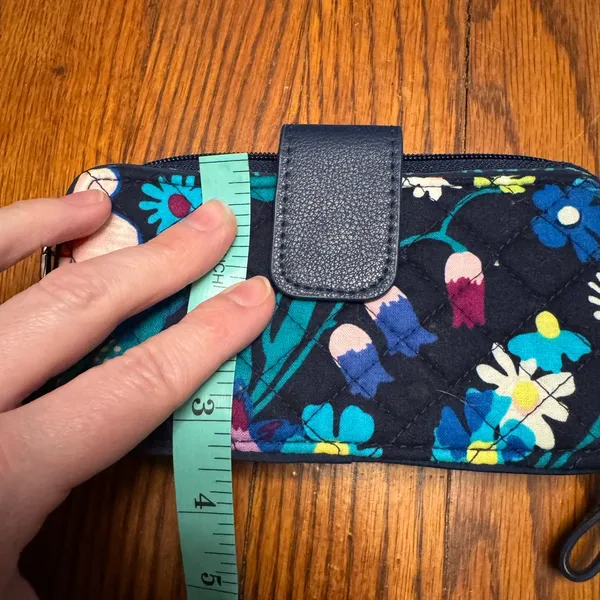 Vera Bradley Wallet Wristlet Zip ID Blue Floral Midnight Blues Card Case Bills - Image 3