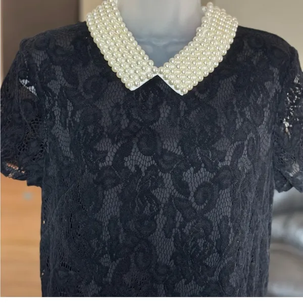 BETSEY JOHNSON Pearl Collar Elegant Black Lace Dress with White Pearl Collar - Image 4