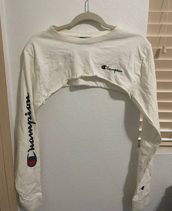 Champion Super Cropped Long sleeve - Image 2
