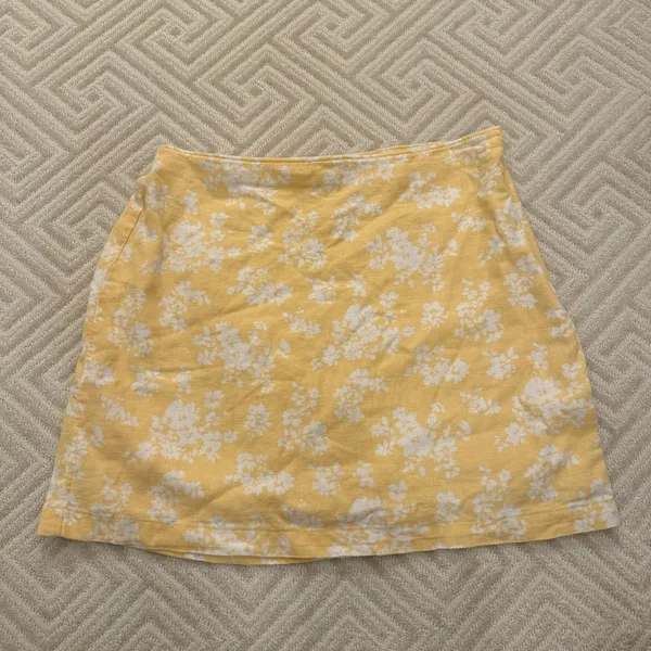 Abercrombie Yellow Floral Linen Skirt - Image 2