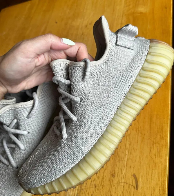 Adidas Yeezy Boost 350 - Image 4