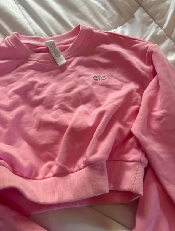 Alo accolade pink crop sweatshirt small - Image 4