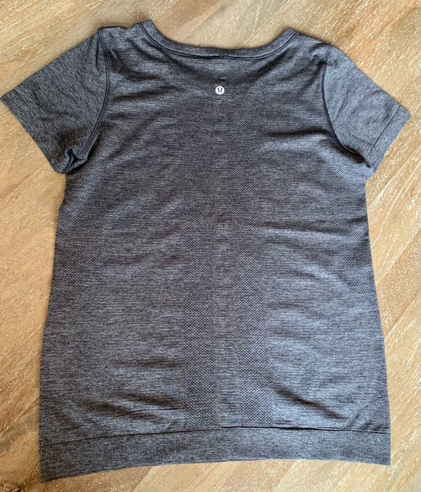 Lululemon Swiftly Tech Short Sleeve - Image 2