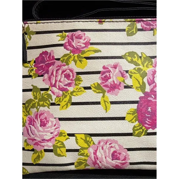 Luv Betsey by Betsey Johnson Floral Stripe Crossbody Wristlet Pink Roses Y2K - Image 4