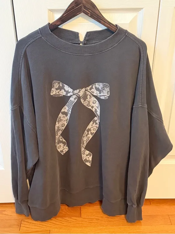 Aerie Big Chill Bow Print Oversized Crew Neck - Image 2