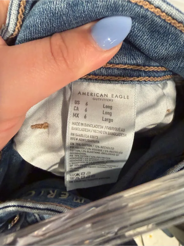 American Eagle Outfitters‎ Women’s Mid-Rise Light Blue Bootcut Jeans - Image 4