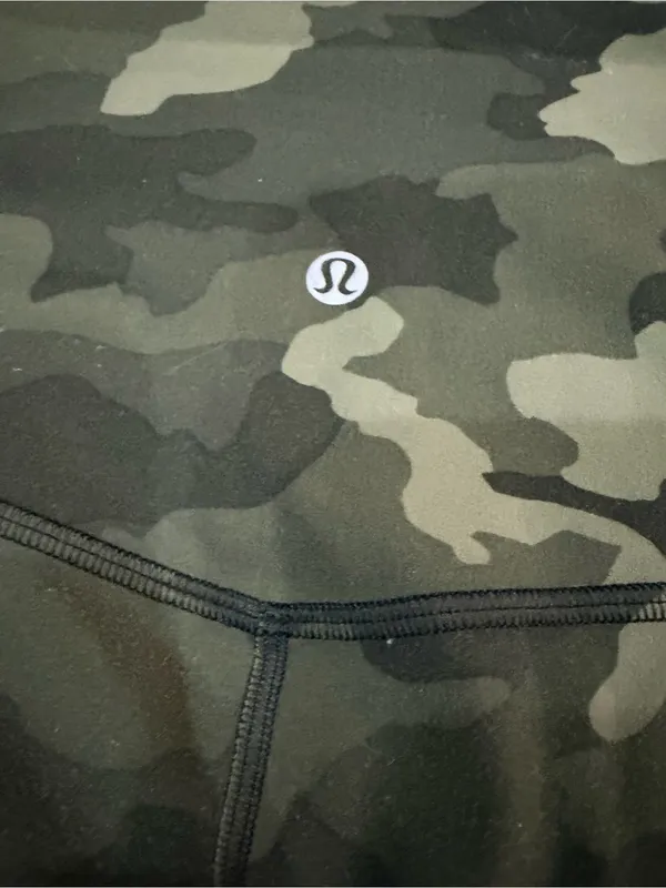 Lululemon Align High-Rise Crop 21” Heritage Camo Size 6 - Image 5