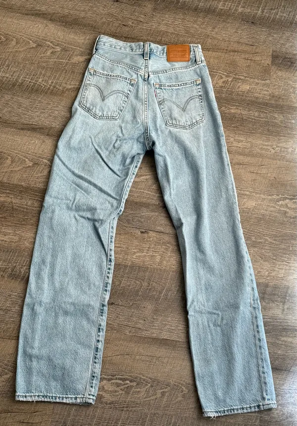 Levi's Light washed jeans - Image 2