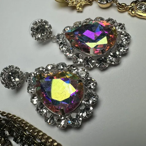Sparkly Statement Rhinestone Mix Dangle Drop Pierced Earrings Lot Of 3 - Image 4