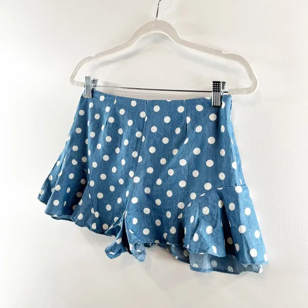 AQUA Polka Dot Ruffle Hem Flutter Denim Shorts Blue White Medium - Image 8