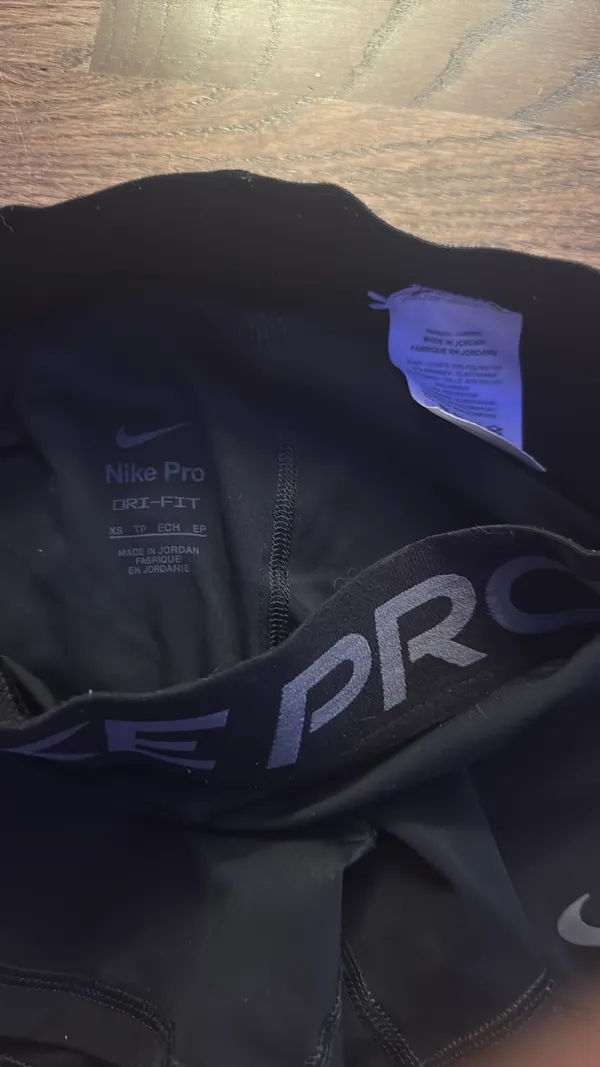 Nike Pros Black - Image 4