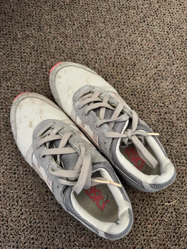ASICS Shoes Women’s - Image 2