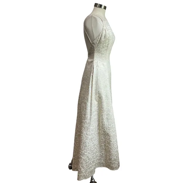 Hyphen Vintage Y2K Ivory Champagne Metallic Gold Low Back Prom Gown Sz 5/6‎ - Image 5