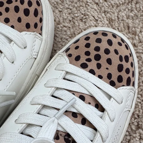 Universal Thread White and Tan Dot Sneakers - Image 9