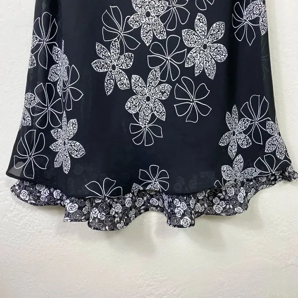 Vintage 90’s Studio I Black & White Floral Sleeveless Layered Midi Dress Size 8 - Image 4