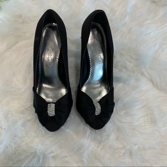 Michaelangelo size 8 m black heels pumps with sparkly accent‎ at toes peep toe - Image 2