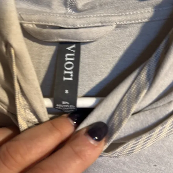 Vuori Essential Hoodie - Image 3