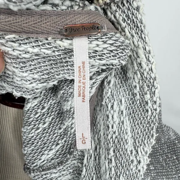 Free People In The Loop Open-Front‎ Waterfall Cardigan Gray White L - Image 8