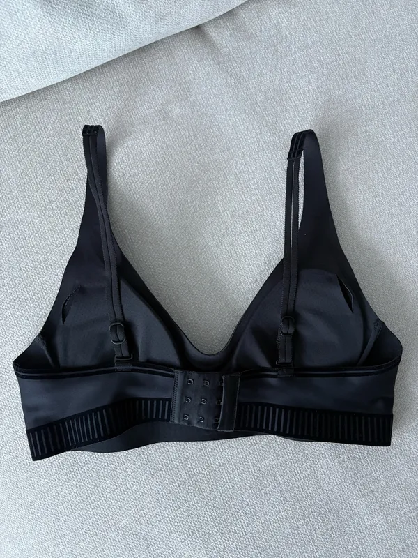 Alo Airlift Line Up Bra - Image 3