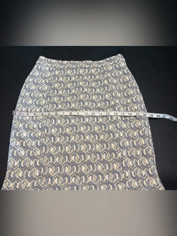 Maeve by Anthropologie Blue and Cream Geometric Knit Pencil Skirt Size Small - Image 10