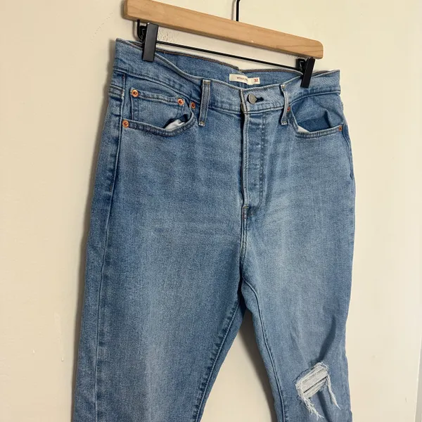 LEVIS- Wedgie Straight Distressed Knee Button Fly Denim Jeans Blue - Image 3