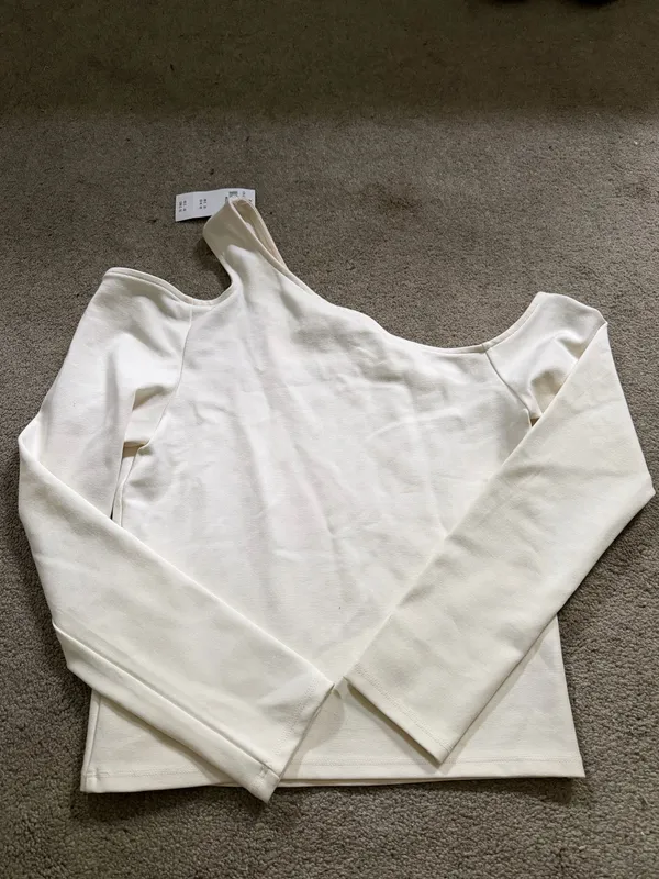 Abercrombie NWT ivory long sleeve top - Image 3