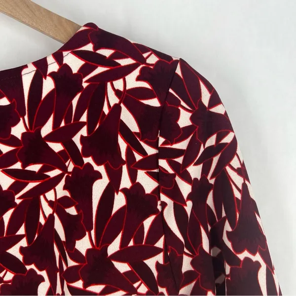 Ann Taylor Elegant Burgundy Floral Print Stretch Crepe Women's Bell Sleeve Top M - Image 8
