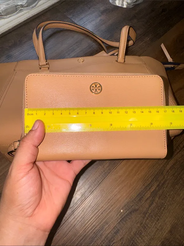 Tory Burch Parker Small Leather Tote & Matching Wallet Set - Image 12