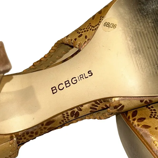 BCBGIRLS Tan Leather Pumps Glam Laser Cut Floral Peep Toe 6 - Image 6