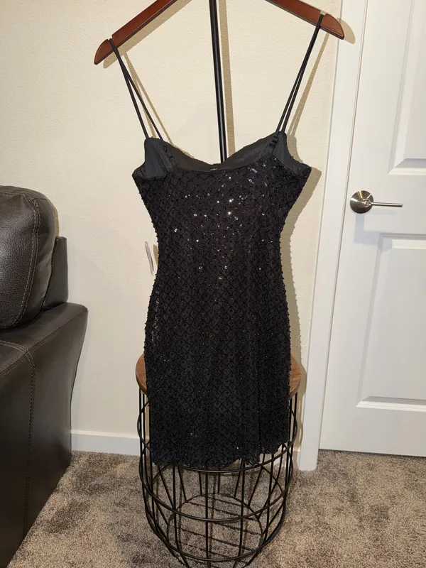 Brand New Windsor Black Sequin Cowl Neck Mini Dress Size Medium - Image 2