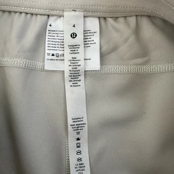 Lululemon Softstreme High-Rise Short 4" - Image 4